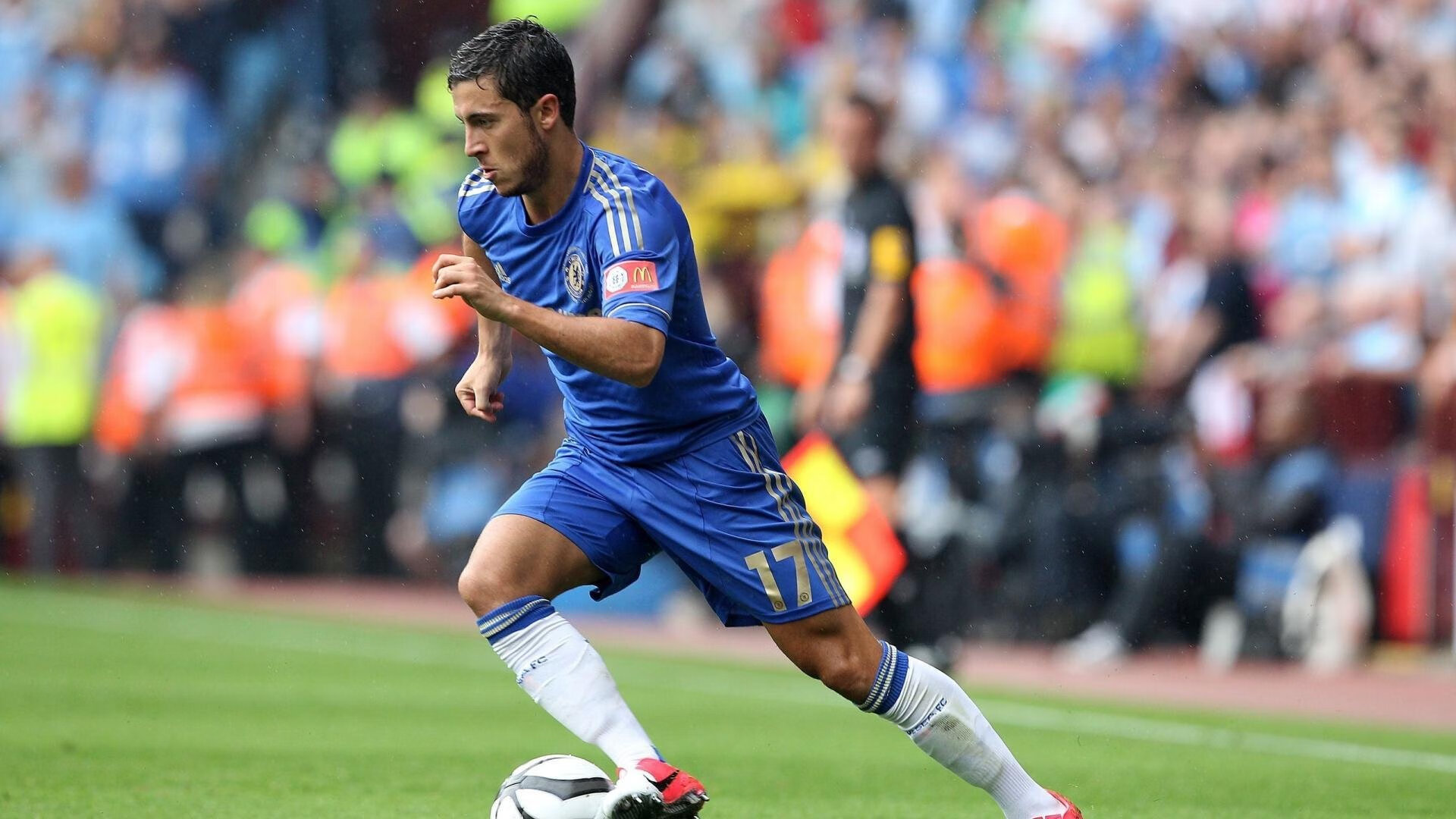 AIYOUXI.COM-“帕布罗·马特拉的防守智慧与出色技术，塑造阿根廷美洲狮队未来”